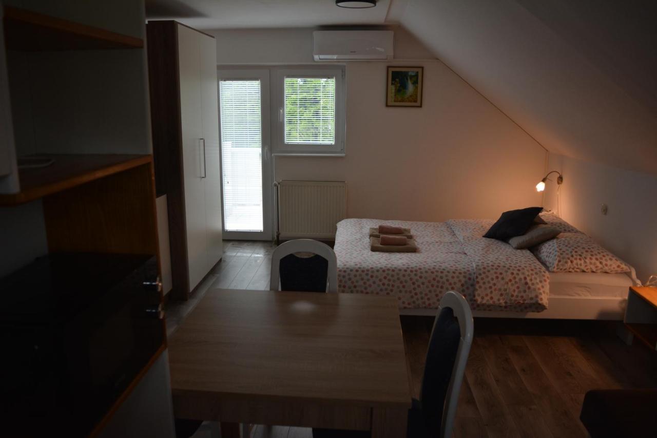 Rooms Lucijana Jezerce Dış mekan fotoğraf