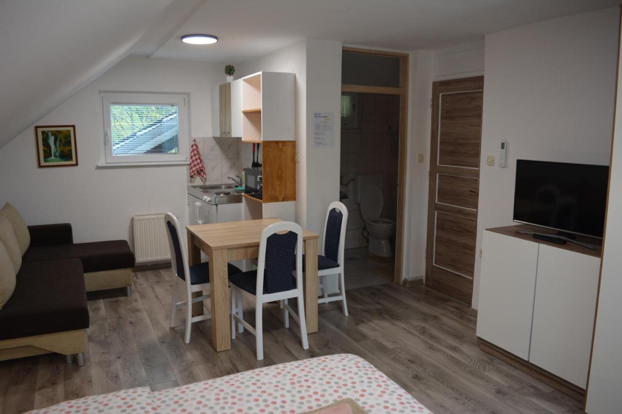 Rooms Lucijana Jezerce Dış mekan fotoğraf